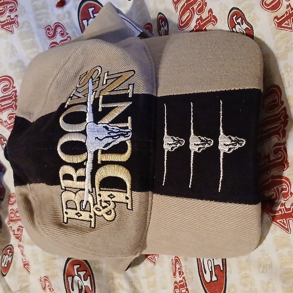 Brooks & Dunn Other - Vintage Brooks & Dunn cowboy baseball hat